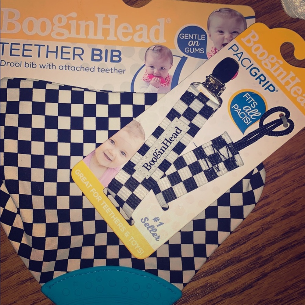 COPY - Teether Bib & Paci Grip Set